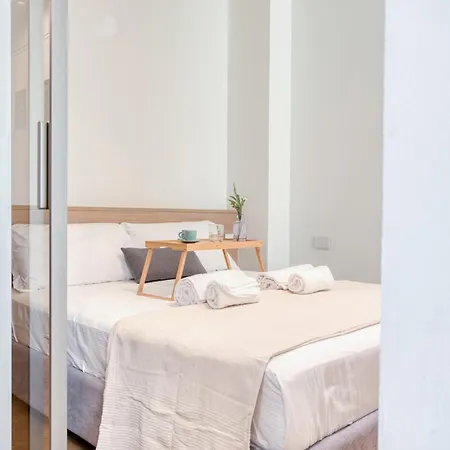 Easylife - - Torino - 64 P1n3 - Duomo Daire